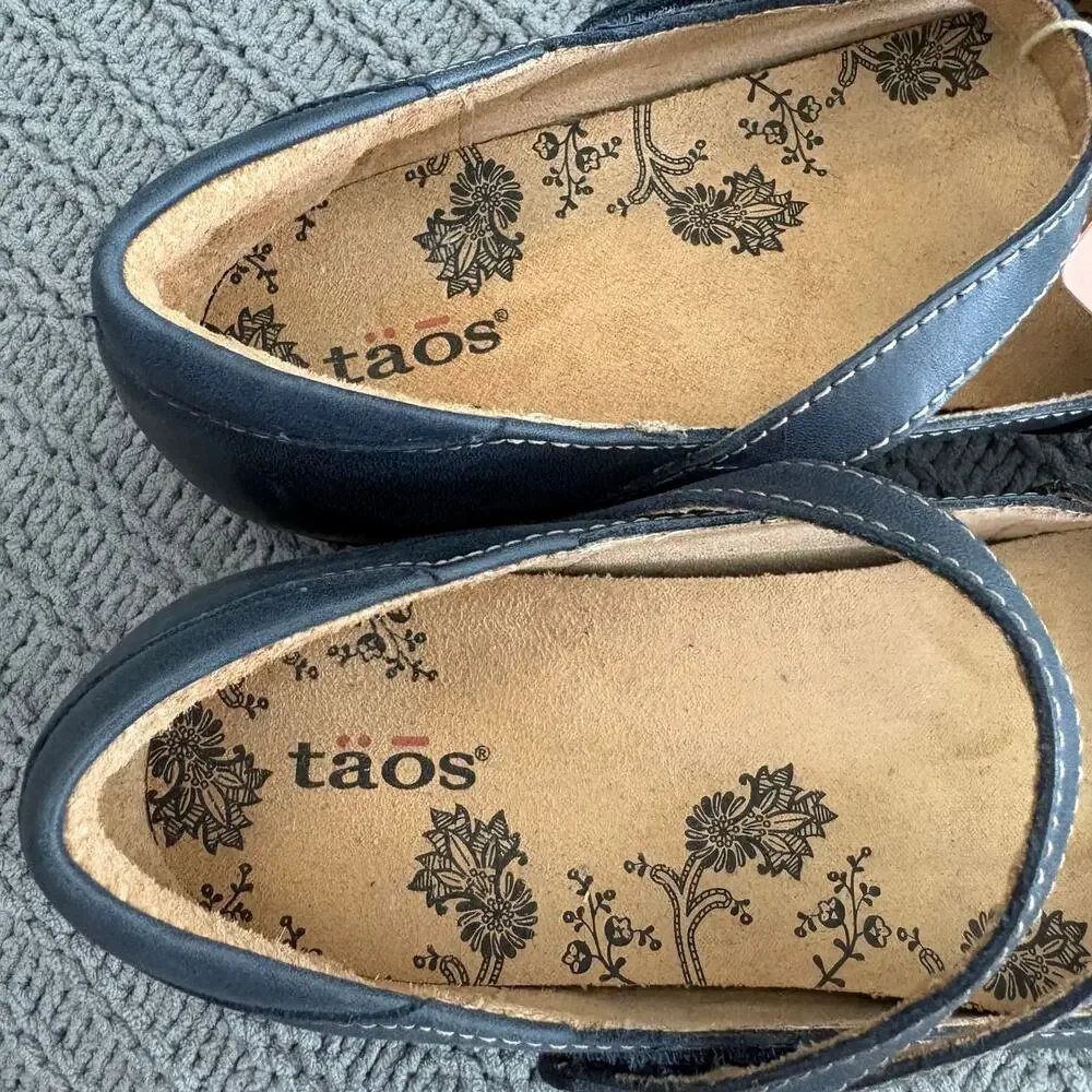 Taos Banter Mary Jane Flat Navy Women’s Size 9 Cottagecore Balletcore Minimalist